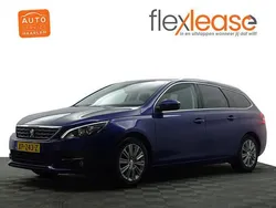 Blauw metallic Gebruikt 2018 Peugeot 308 Allure Stationwagen | € 14.900