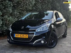 Zwart Gebruikt 2015 Peugeot 208 Hatchback | € 6.250 (Eerlijke prijs)