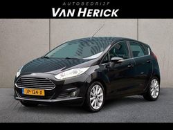 Zwart Gebruikt 2016 Ford Fiesta Titanium Hatchback | € 6.995 (Goede deal)
