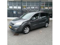 Grijs Gebruikt 2017 Peugeot Partner Tepee Active MPV | € 6.999 (Super prijs)