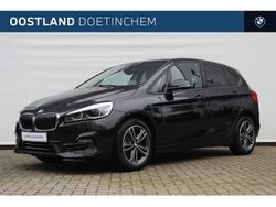 Zwart Gebruikt 2019 BMW 218 Executive Stationwagen | € 19.750 (Goede deal)