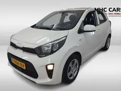 Wit Gebruikt 2023 Kia Picanto Comfort Hatchback | € 14.900 (Eerlijke prijs)
