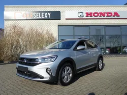 Zilver Gebruikt 2024 VW Taigo Business SUV | € 24.990 (Iets duurder)