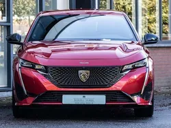 Rood Gebruikt 2022 Peugeot 308 GT-line Hatchback | € 24.900 (Eerlijke prijs)