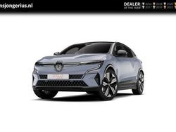 Gris rafale / noir etoilé (grijs mica) Nieuw 2025 Renault Mégane Esprit Alpine SUV | € 38.157 (Goede deal)