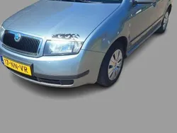 Zilver Gebruikt 2004 Skoda Fabia Stationwagen | € 750 (Goede deal)