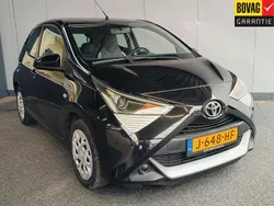 Zwart Gebruikt 2020 Toyota Aygo X-play Hatchback | € 12.950 (Eerlijke prijs)