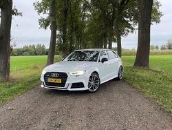 Wit Gebruikt 2019 Audi A3 Hatchback | € 19.250 (Eerlijke prijs)