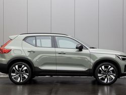 , metallic lak Gebruikt 2024 Volvo XC40 SUV | € 41.945 (Super prijs)