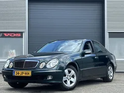 Groen Gebruikt 2002 Mercedes E220 Avantgarde Sedan | € 1.999 (Goede deal)