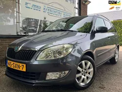Grijs Gebruikt 2012 Skoda Fabia Elegance Stationwagen | € 5.650 (Iets duurder)