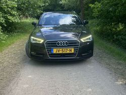 Bruin Gebruikt 2013 Audi A3 Hatchback | € 10.500 (Goede deal)