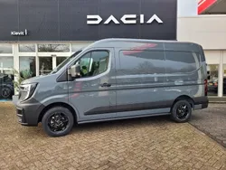 Grijs Nieuw 2024 Renault Master Van | € 36.950 (Eerlijke prijs)
