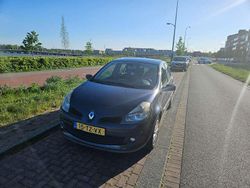 Gebruikt 2007 Renault Clio II Exception Hatchback | € 2.200 (Eerlijke prijs)