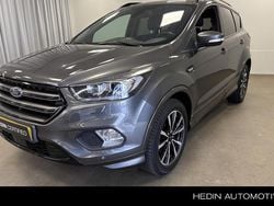 Grijs Gebruikt 2018 Ford Kuga ST-Line SUV | € 14.945 (Eerlijke prijs)