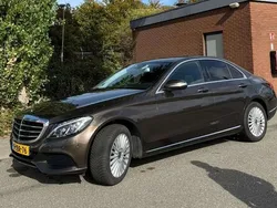 Beige Gebruikt 2014 Mercedes C180 Sedan | € 13.000 (Eerlijke prijs)