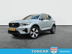 Grijs Gebruikt 2023 Volvo XC40 Plus SUV | € 41.885 (Eerlijke prijs)