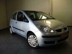 Blauw Gebruikt 2005 Mitsubishi Colt Invite+ Hatchback | € 2.499