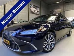 Blauw Gebruikt 2021 Lexus ES300 Business Edition Sedan | € 36.950