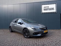 Grijs Gebruikt 2020 Opel Astra Edition Hatchback | € 12.950 (Eerlijke prijs)