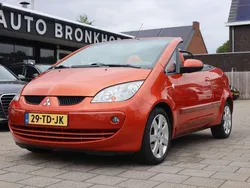 Oranje Gebruikt 2006 Mitsubishi Colt Invite Cabriolet | € 3.450 (Eerlijke prijs)