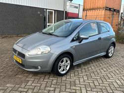 Grijs Gebruikt 2008 Fiat Grande Punto Active Hatchback | € 1.999 (Goede deal)
