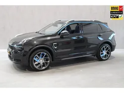 Zwart Gebruikt 2023 Lynk & Co 01 SUV | € 29.995 (Iets duurder)