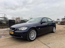 Blauw (metallic) Gebruikt 2006 BMW 320 Sedan | € 1.950 (Super prijs)