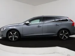 Grijs Gebruikt 2018 Volvo V60 Business Edition Stationwagen | € 19.945 (Super prijs)