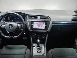 Zwart Gebruikt 2020 VW Tiguan Highline SUV | € 28.900 (Iets duurder)