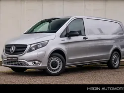 Zwart Nieuw 2025 Mercedes e-Vito MPV | € 42.500