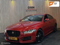Rood Gebruikt 2016 Jaguar XE R-Sport Sedan | € 14.940 (Eerlijke prijs)
