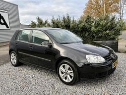 Zwart Gebruikt 2008 VW Golf VI Hatchback | € 2.950 (Eerlijke prijs)