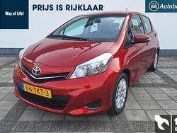 Rood Gebruikt 2012 Toyota Yaris Hatchback | € 6.950 (Goede deal)