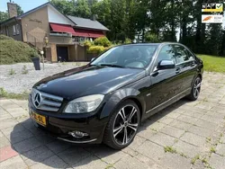 Zwart Gebruikt 2008 Mercedes C230 Avantgarde Sedan | € 7.950 (Goede deal)