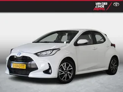 Wit Gebruikt 2024 Toyota Yaris Hybrid Hatchback | € 23.450 (Eerlijke prijs)