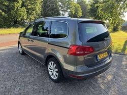 Grijs Gebruikt 2013 VW Sharan Highline MPV | € 13.450 (Eerlijke prijs)