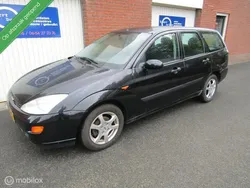 Zwart Gebruikt 1999 Ford Focus Ghia Stationwagen | € 650 (Eerlijke prijs)