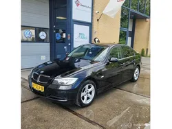 Zwart Gebruikt 2005 BMW 318 Sedan | € 3.650