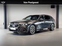 Grijs Gebruikt 2025 BMW 520 Performance Stationwagen | € 64.900 (Goede deal)