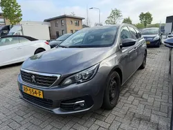 Grijs Gebruikt 2018 Peugeot 308 Premium Stationwagen | € 4.950 (Eerlijke prijs)