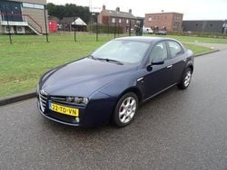 Blauw, metallic lak Gebruikt 2006 Alfa Romeo 159 Progression Sedan | € 2.995 (Iets duurder)