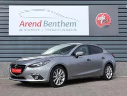 Grijs Gebruikt 2015 Mazda 3 Sedan | € 9.950 (Eerlijke prijs)