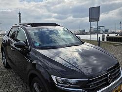 Zwart Gebruikt 2022 VW T-Roc Sport SUV | € 29.990 (Eerlijke prijs)