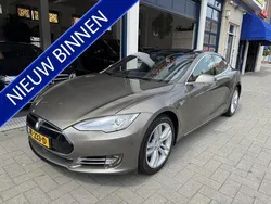 Grijs Gebruikt 2016 Tesla Model S Sedan | € 17.450 (Super prijs)