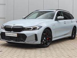 Grijs Gebruikt 2025 BMW 330e Comfort Edition Stationwagen | € 63.750 (Duur)