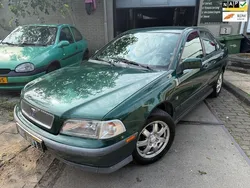 Groen Gebruikt 1999 Volvo S40 Dynamic Sedan | € 1.499