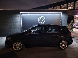 Zwart Gebruikt 2013 Mercedes B200 Prestige MPV | € 12.999 (Eerlijke prijs)