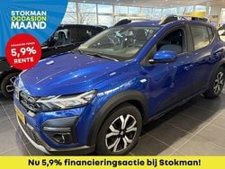 Blauw (metallic) Gebruikt 2022 Dacia Sandero Comfort Hatchback | € 17.900 (Iets duurder)