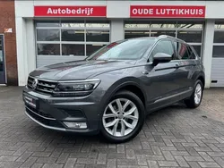 Grijs Gebruikt 2016 VW Tiguan Highline SUV | € 23.945 (Eerlijke prijs)